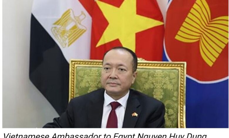 الرئيس الفيتنامي لوونغ كيونغ يبدأ زيارة استراتيجية إلى مصر اليوم الأحد الرئيس الفيتنامي لوونغ كيونغ يبدأ زيارة استراتيجية إلى مصر اليوم الأحد