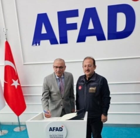 تنسيق تركيا لتدفق المساعدات إلى غزة مع رئيس هيئة الكوارث والطوارئ