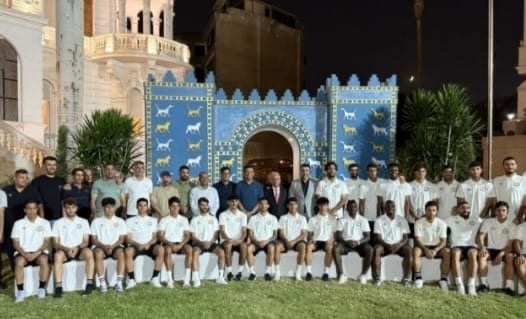 السفير العراقي يلتقي بأعضاء الهيئة الإدارية ولاعبي نادي الزوراء