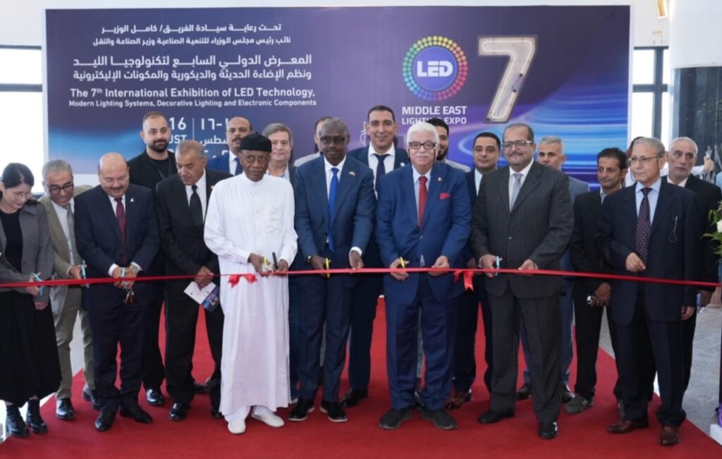 سفير تشاد مصر لديها تطور كبير في مجال تكنولوجيا الإضاءة ونسعى للاستفادة منها في هذا المجال سفير تشاد مصر لديها تطور كبير في مجال تكنولوجيا الإضاءة ونسعى للاستفادة منها في هذا المجال