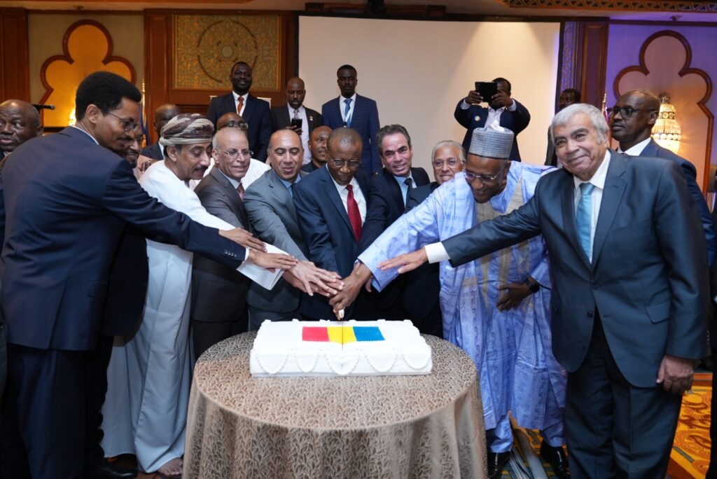 بحضور عوض والمسلماني وسفراء القارة السمراء تشاد تحتفل بيوم الاستقلال ال65 بحضور عوض والمسلماني وسفراء القارة السمراء تشاد تحتفل بيوم الاستقلال ال65