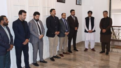 دقيقة صمت تكريماً لشعب كشمير دقيقة صمت تكريماً لشعب كشمير