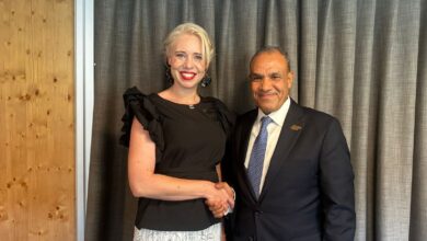 وزير الخارجية يلتقي رئيسة البرلمان السلوفيني على هامش مشاركته في منتدى بليد الاستراتيجي