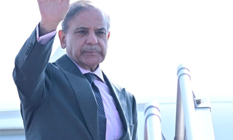 رئيس وزراء باكستان يتوجه إلى الدوحة للتضامن مع قطر