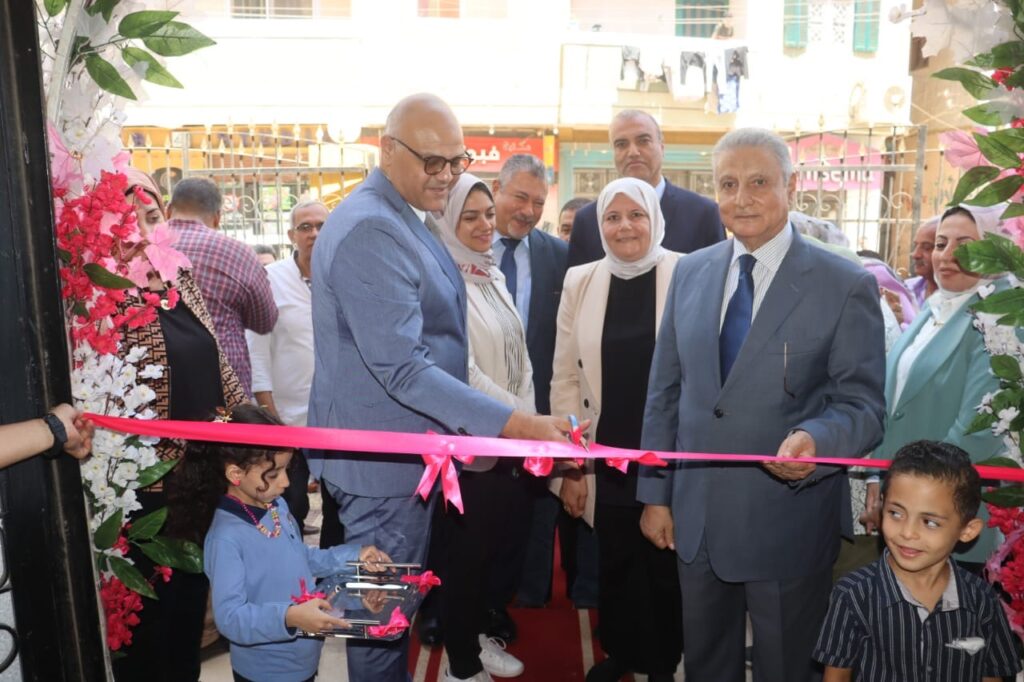 محافظ القليوبية والسفير رضا الطايفي يفتتحان مكتبة مصر العامة بشبين القناطر