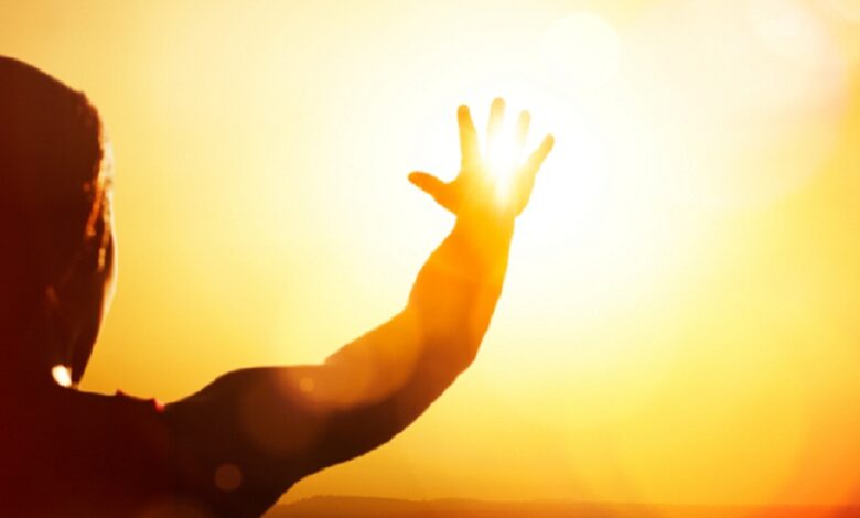 باكستان تجلي 120 ألف شخص من وسط البلاد بينما يقاسي الناجون من الحر الشديد