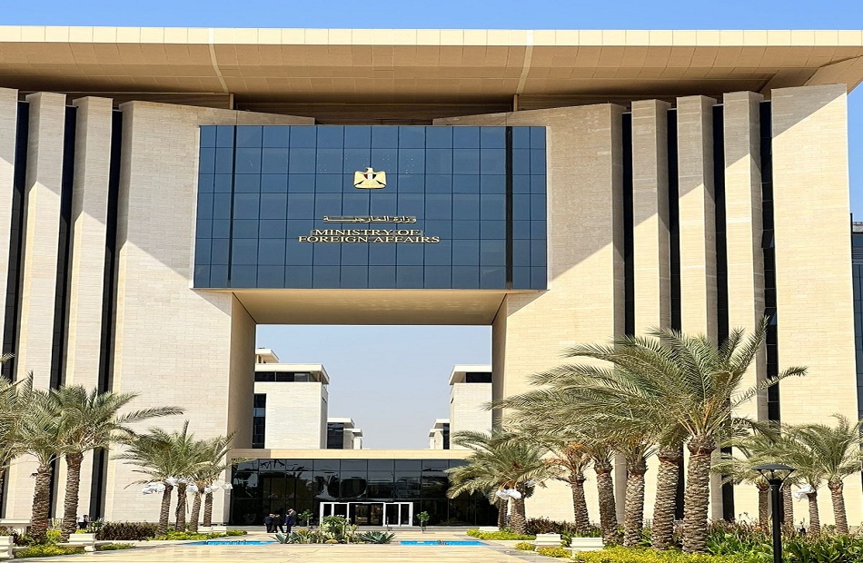 مصر تدين بأشد وأقسى العبارات العدوان الإسرائيلي على دولة قطر الشقيقة مصر تدين بأشد وأقسى العبارات العدوان الإسرائيلي على دولة قطر الشقيقة