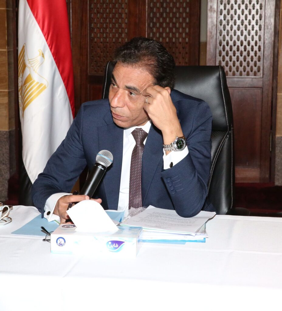 دعا المقيمين بالخارج بالتصويت في انتخابات البرلمان المقبل.. مساعد وزير الخارجية في لقاء الجالية المصرية بجدة