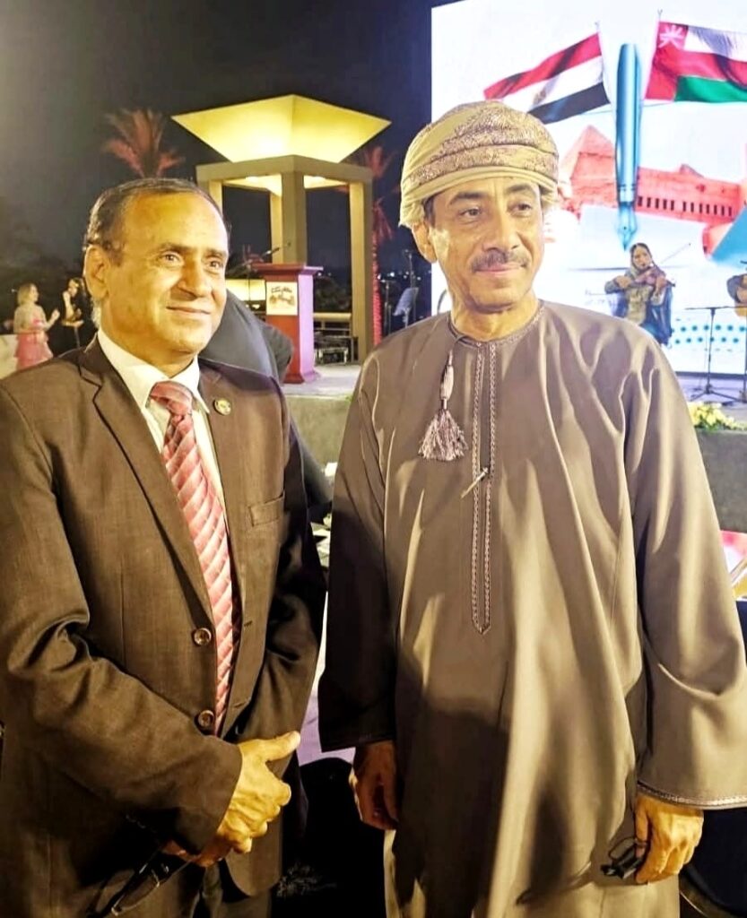 سفير عمان قبل ساعات من افتتاح المتحف الكبير : هذا المشروع يبرز الدور الريادي لمصر في ترسيخ قيم الجمال والسلام والمعرفة