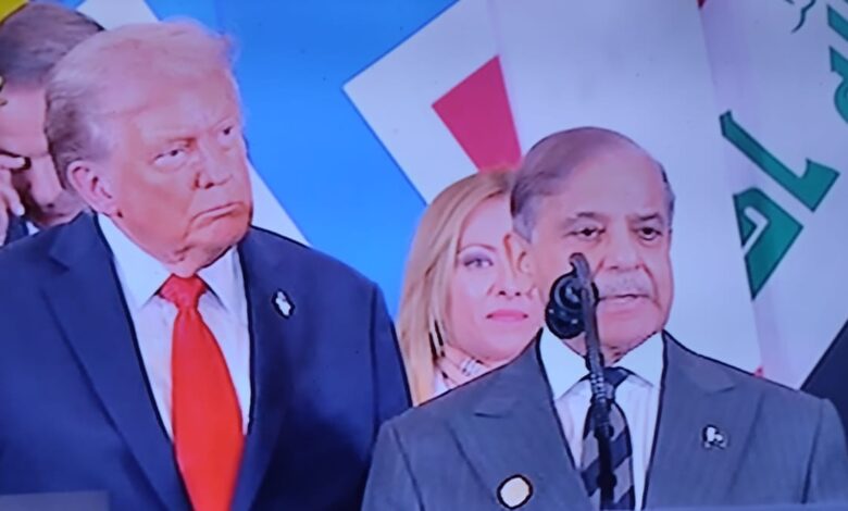 رئيس وزراء باكستان في قمة السلام بشرم الشيخ اليوم هو أعظم الايام في التاريخ الحديث