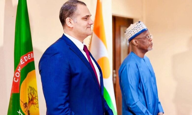 السفير المصري بالنيجر يلتقي وزير الخارجية السفير المصري بالنيجر يلتقي وزير الخارجية