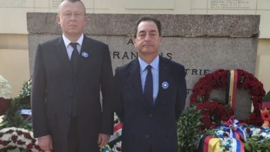 سفير اوكرانيا يشارك في احتفالية أقيمت في مقبرة الكومنولث العسكرية