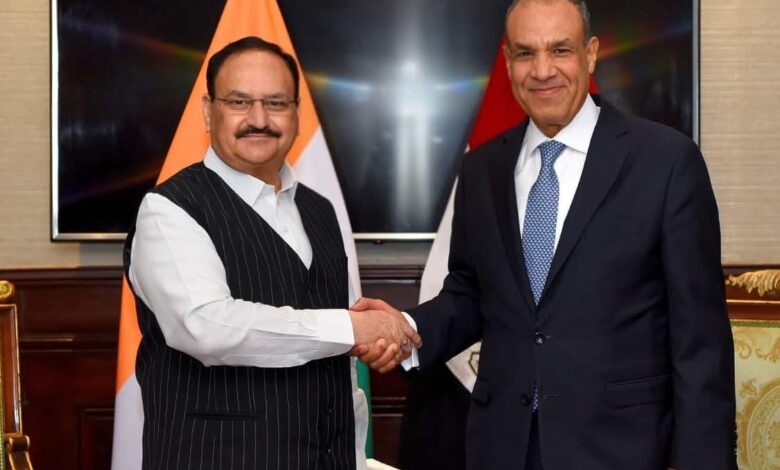 وزير الخارجية يلتقي وزير الصحة الهندي وزير الخارجية يلتقي وزير الصحة الهندي