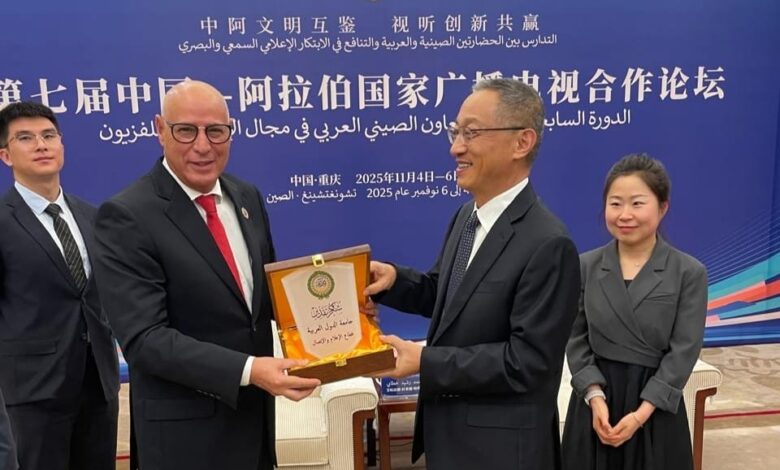 السفير رشيد خطابي يجري مباحثات في الصين لتعزيز التعاون العربي الصيني في مجال الإذاعة والتلفزيون السفير رشيد خطابي يجري مباحثات في الصين لتعزيز التعاون العربي الصيني في مجال الإذاعة والتلفزيون