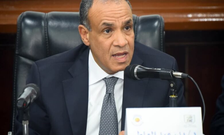 وزير الخارجية يلتقى طلاب كلية الاقتصاد والعلوم السياسية بجامعة القاهرة وزير الخارجية يلتقى طلاب كلية الاقتصاد والعلوم السياسية بجامعة القاهرة