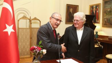 في احتفالية سفير تركيا بحضور حسين فهمي ووفد تركيا السينمائي أملي عمل مشترك مصري تركي