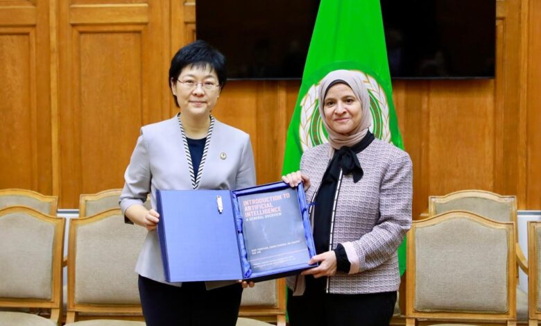 توقيع مذكرة تفاهم بين جامعة الدول العربية وجامعة بكين