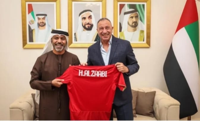 سفير الإمارات: الكابتن محمود الخطيب اسطورة وقامه رياضيه ورمز للخلق الرفيع والتواضع والاحترام سفير الإمارات: الكابتن محمود الخطيب اسطورة وقامه رياضيه ورمز للخلق الرفيع والتواضع والاحترام