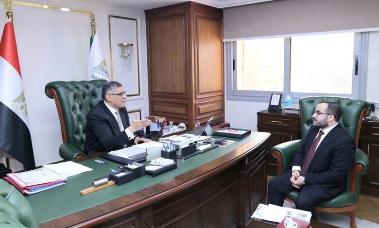 محافظ الجيزة: تطوير عيادات الصف والبدرشين وروز اليوسف والبراجيل ومركز كُلى البطران واستكمال أعمال رفع كفاءة عيادة أطفيح وعيادة الهرم