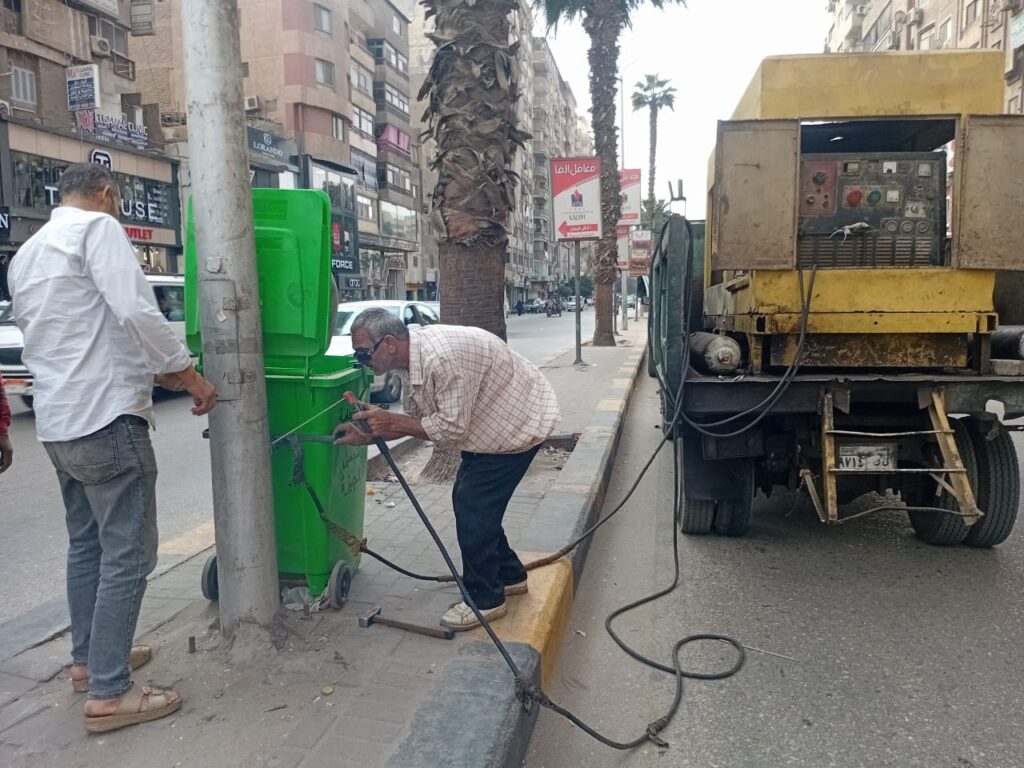 محافظ الجيزة: وضع صناديق قمامة جديدة بشارع الملك فيصل لتحسين المظهر الحضاري ورفع مستوى الخدمات