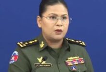 متحدث وزارة الدفاع في كمبوديا نزح عشرين ألف لاجئ بسب هجمات تايلاند على كمبوديا