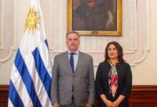 سفيرة جمهورية مصر العربية في مونتفيديو تسلّم أوراق اعتمادها لرئيس جمهورية الأوروجواي