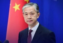 قال السفير الصيني لدى كمبوديا وانغ ونبين إن الأولوية القصوى الآن هي تحقيق وقف إطلاق النار في وقت مبكر، واستئناف الحوار وحل النزاع الحدودي بالوسائل السلمية.