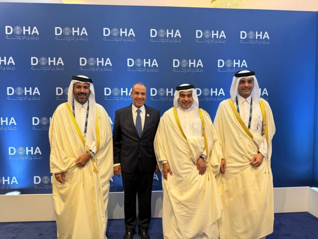 وزير الخارجية يلتقي وزراء المالية والتجارة والصناعة والمواصلات في دولة قطر وزير الخارجية يلتقي وزراء المالية والتجارة والصناعة والمواصلات في دولة قطر