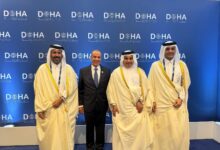 وزير الخارجية يلتقي وزراء المالية والتجارة والصناعة والمواصلات في دولة قطر