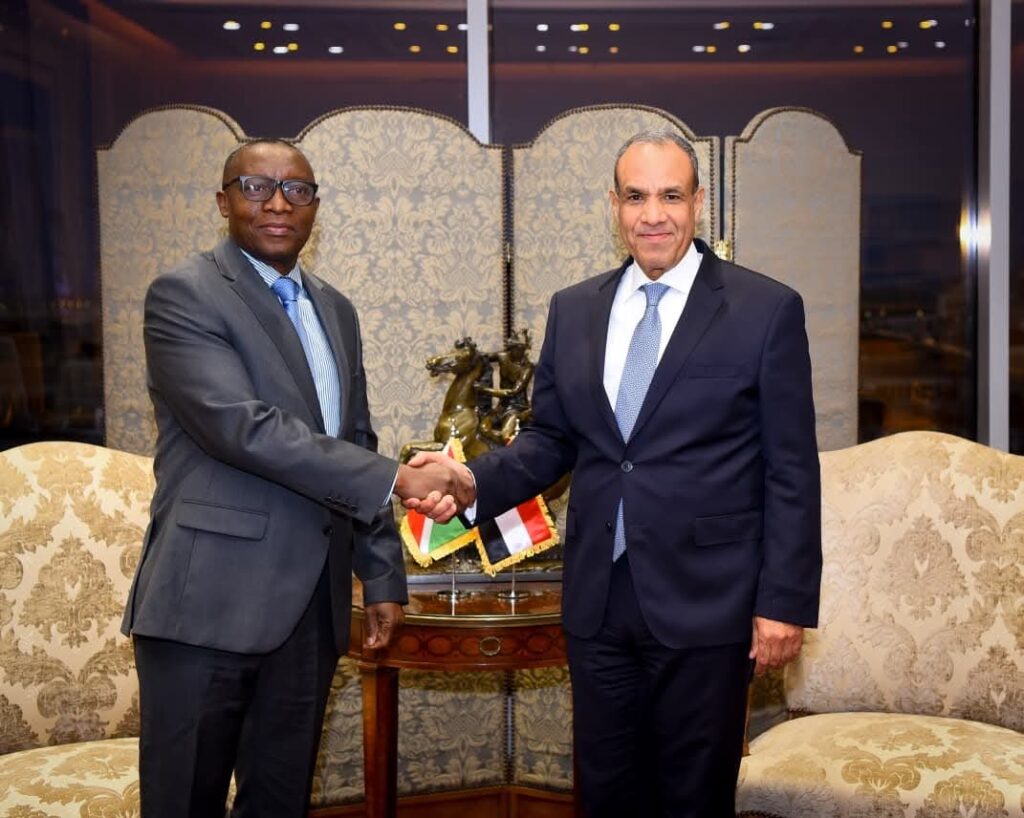 وزير الخارجية يلتقي نظيره البوروندي لبحث سبل تعزيز العلاقات الثنائية وزير الخارجية يلتقي نظيره البوروندي لبحث سبل تعزيز العلاقات الثنائية