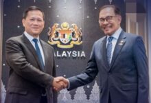 رئيس وزراء كمبوديا يرحب بمبادرة رئيس الوزراء الماليزي لوقف إطلاق النار بين تايلاند وكمبوديا