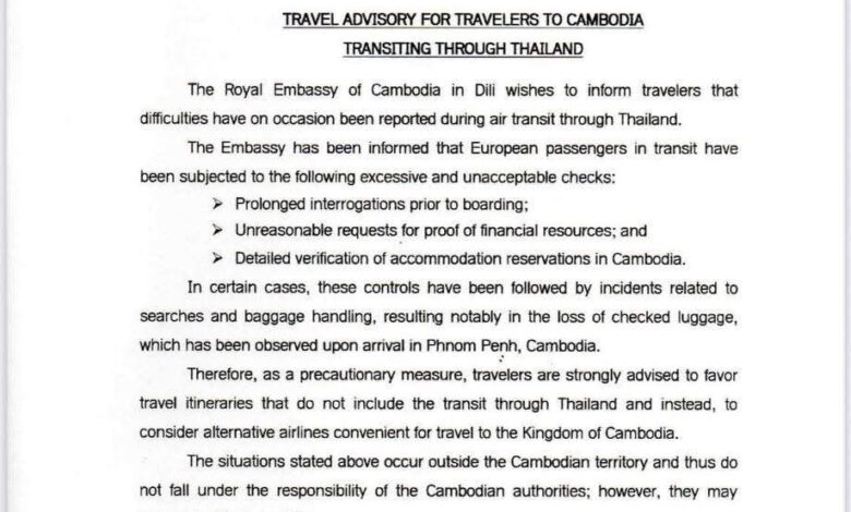 علي هامش تصاعد القتال كمبوديا تحزر المسافرين عبر تايلاند هناك خطورة كبيرة