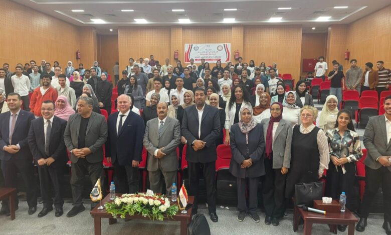 زايتشيكوف في زيارة لجامعة الغردقة