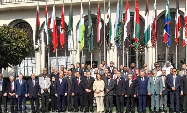 الاجتماع الخامس عشر للمكتب التنفيذي لرابطة جمعيات الصداقة العربية الصينية الاجتماع الخامس عشر للمكتب التنفيذي لرابطة جمعيات الصداقة العربية الصينية