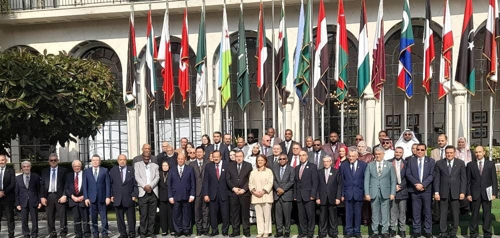 الاجتماع الخامس عشر للمكتب التنفيذي لرابطة جمعيات الصداقة العربية الصينية الاجتماع الخامس عشر للمكتب التنفيذي لرابطة جمعيات الصداقة العربية الصينية