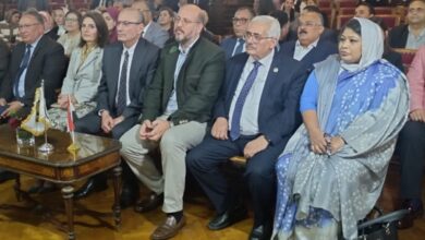 سفيرة بنجلاديش تشهد المعرض التركي المصري في فن الخط العربي