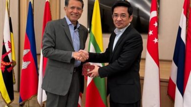 رابطة اسيان تكرم سفير اندونيسيا