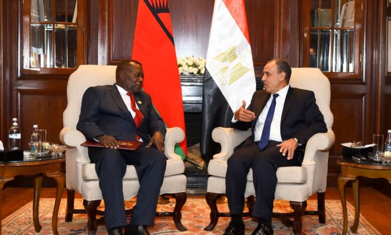 وزير الخارجية يلتقي نظيره المالاوي وزير الخارجية يلتقي نظيره المالاوي