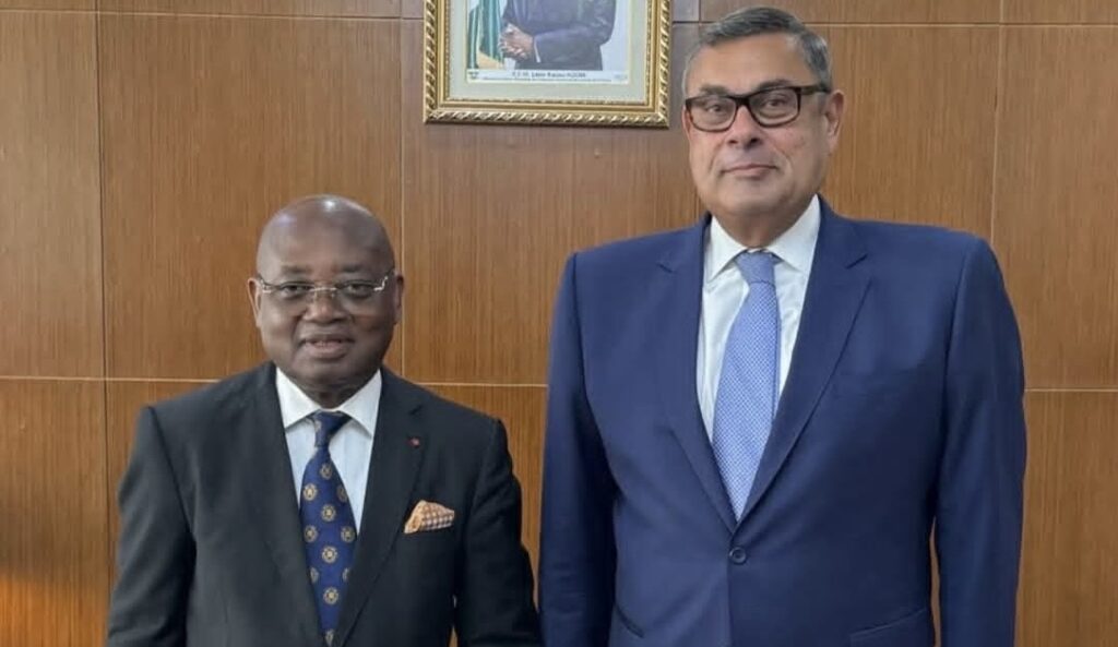 مشاركة نائب وزير الخارجية في مراسم تنصيب رئيس كوت ديفوار مشاركة نائب وزير الخارجية في مراسم تنصيب رئيس كوت ديفوار