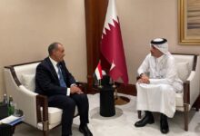 وزير الخارجية يلتقي رئيس مجلس الوزراء وزير الخارجية القطري في الدوحة