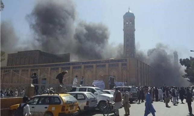 تبادل إطلاق نار كثيف بين باكستان وافغانستان في منطقة حدودية تبادل إطلاق نار كثيف بين باكستان وافغانستان في منطقة حدودية