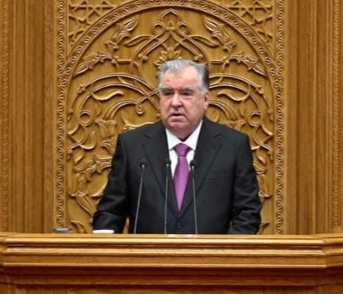 رئيس طاجيكستان يلقى خطابا “حول التوجهات الرئيسية للسياسة الداخلية والخارجية للبلاد” رئيس طاجيكستان يلقى خطابا “حول التوجهات الرئيسية للسياسة الداخلية والخارجية للبلاد”