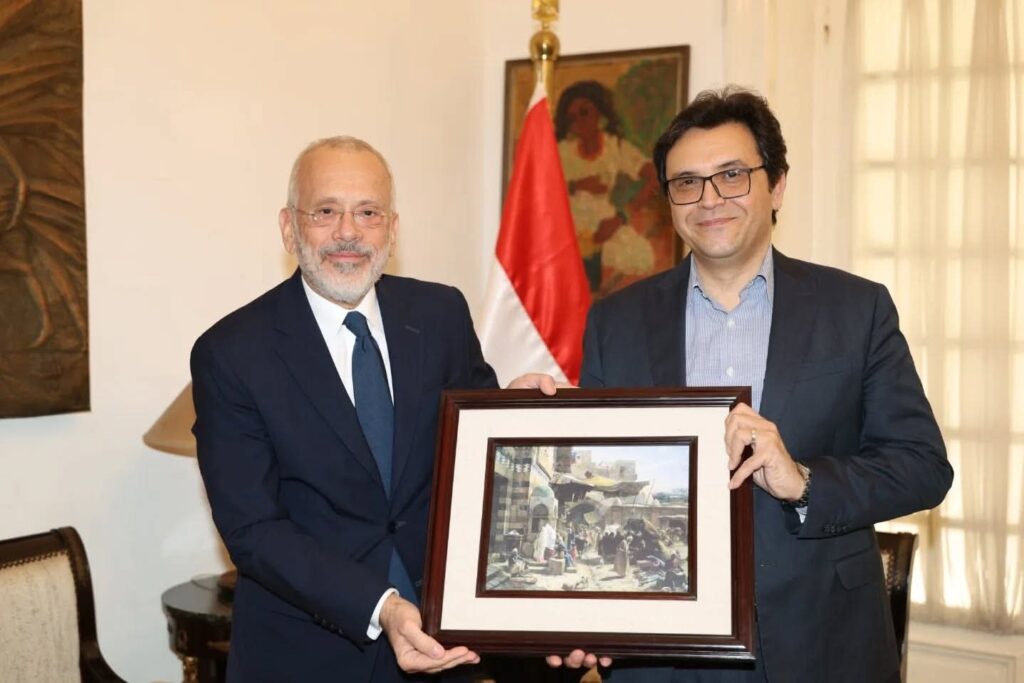 وزير الثقافة يبحث مع سفير اليونان بالقاهرة تعزيز التعاون الثقافي والفني بين البلدين وزير الثقافة يبحث مع سفير اليونان بالقاهرة تعزيز التعاون الثقافي والفني بين البلدين