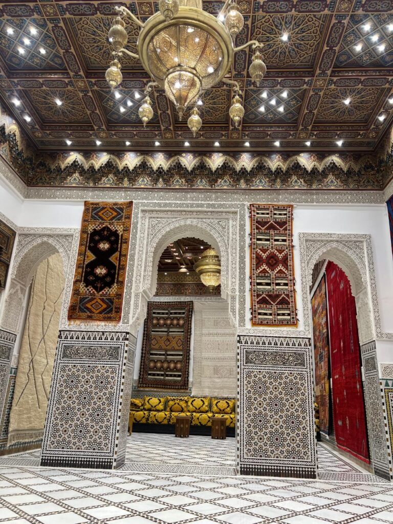 فاس.. مدينة جمعت بين تاريخ التراث المغربي وحاضر كرة القدم الإفريقية 