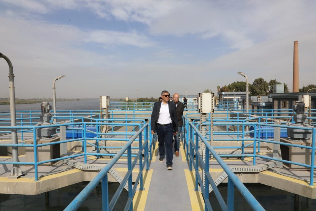 تفقد النجار محطتي مياه الشرب ورفع الصرف الصحي بقري الفهميين والمشتل بمركز الصف استعدادًا لدخولهما الخدمة