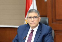 محافظ الجيزة يتابع الاستعدادات النهائية لإطلاق القافلة الطبية المجانية إلى الواحات البحرية بالتعاون مع المجتمع المدني