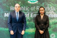 وزيرة البيئة الروانديه تؤكد العلاقات القوية التي تربط مصر رواندا خلال زيارة وزير الري المصري