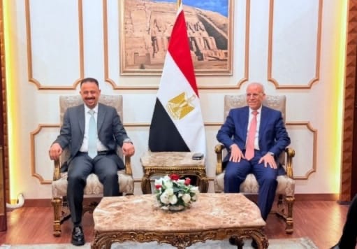 سَفير جمهورية العراق في القاهرة يَستقبِلُ رَئيس ديوان الوقف السني