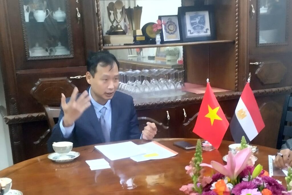 سفير فيتنام في القاهره : تحت راية الحزب المجيدة نعمل معاً لتحقيق أهداف التنمية الوطنية بنجاح بحلول عام 2030