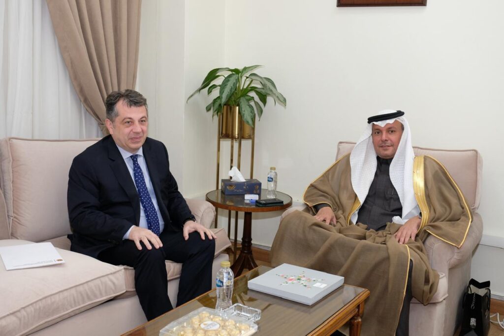 بحث تعزيز التعاون بين جامعة الدول العربية وجمهورية أرمينيا